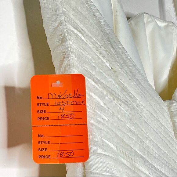 Mikaella Bridal Strapless Mermaid Ivory Wedding Dress Size 4 - Picture 6 of 12